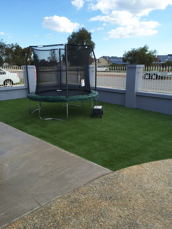 Ezi-Synthetic-Turf-ideal-for-kids_Perth_0112